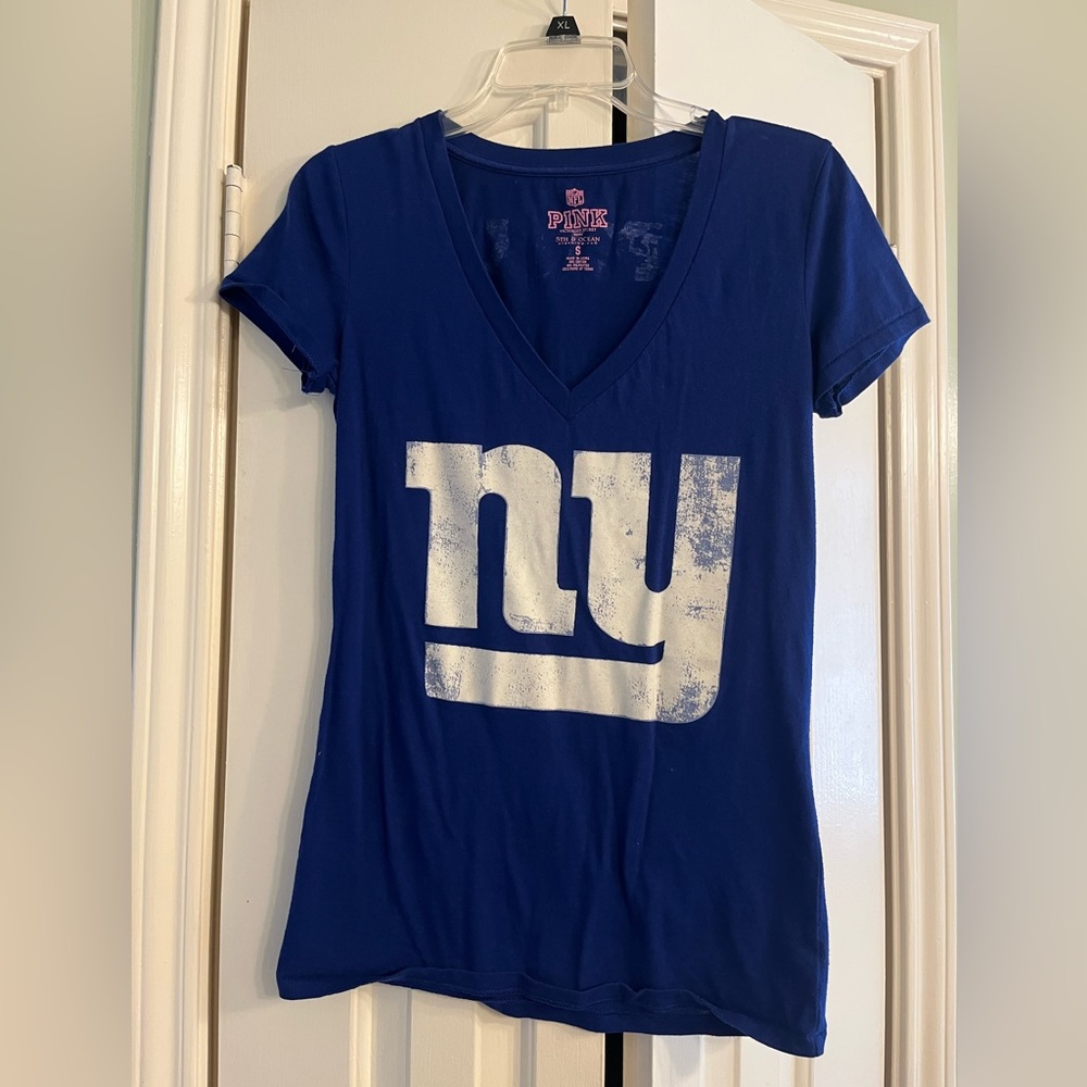 Victoria’s Secret PINK NY Giants tee